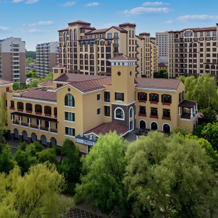 James Joyce Coffetel Hotel (Ordos Kangbashi District Music Fountain Square)