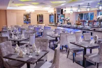 Savero Hotel Depok - Desayuno