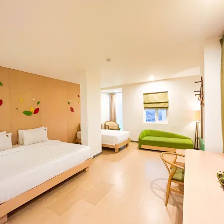 Ascent Hotel & Cafe Malang