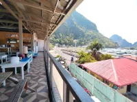 Joaquinn's Bed and Breakfast El Nido City near Beach Hotel dekat Pantai Seven Commandos