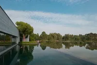 Alila Wuzhen - Infinity Pools