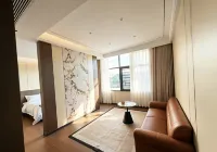 Guanguju Homestay (Zhijindong Cave Scenic Area) - balcony