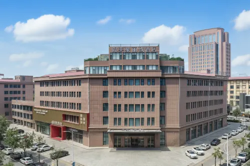 MEHOOD LESTIE Hotel (Zhengzhou Gongyi City Government) - parking