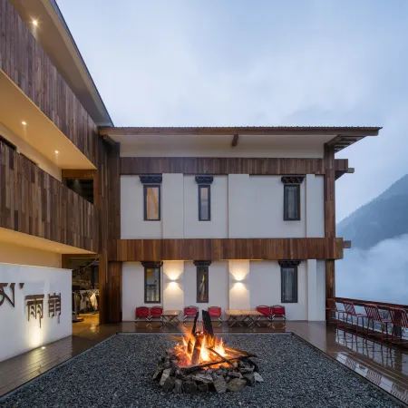 Hiker's Home Hostel