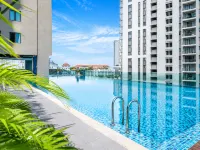 Luxury Seaview 2BR | Bathtub | Jazz Suites Penang - Pools