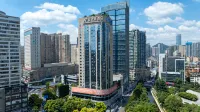 FF Design Hotel (Guiyang Dashizi Zhongshan West Road Subway Station) - خدمة نقل من وإلى المطار