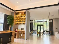 ReMai X Esports Hotel (East Yintai · Ningbo International Expo Center) - فطور