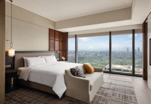 4. 샹그릴라 난닝..