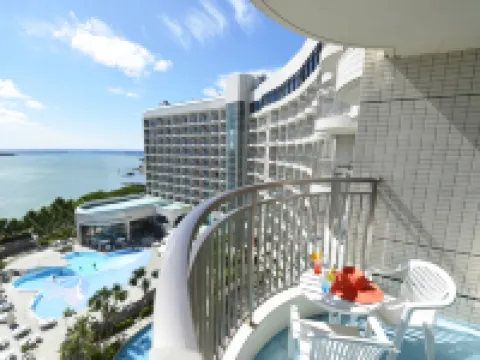 ロワジールホテル那覇 沖縄市のホテル