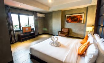 B2 Lampang City Boutique & Budget Hotel