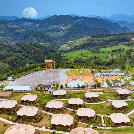 Shan Yin Xi Jiang Rustic Luxury Resort Hotel