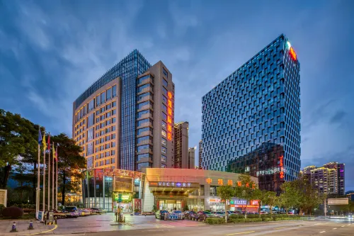 Zhongkai International Hotel (Longyan Wanda Plaza Branch)
