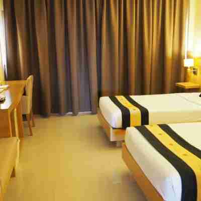 Navarat Heritage Hotel Rooms