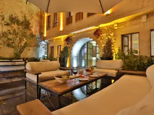 Aja Cappadocia Cave Hotel