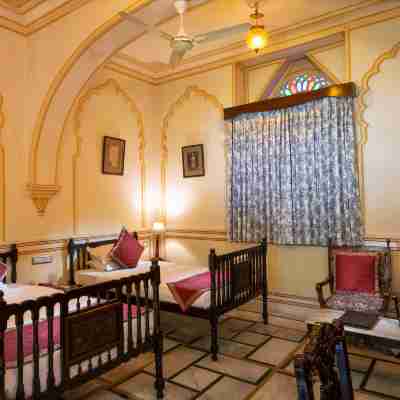 Hotel Narain Niwas Palace Rooms