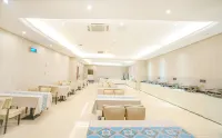 Vienna International Hotel (Jiaxing Longding Wanda Plaza)