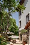 Optics Valley Anna Hotel (Wuhan Huazhong University of Science and Technology)
