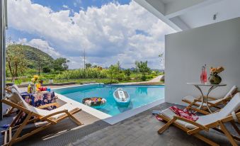 Puzhehei Fansheng Design Life Hotel