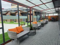 Zoige Tangke Town Yiwanqing Courtyard