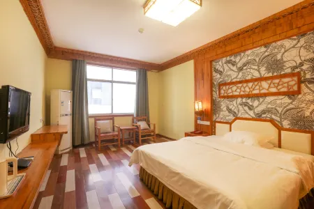 Zhangjiajie Changyueren Humanities Homestay (Wulingyuan Mark Store)