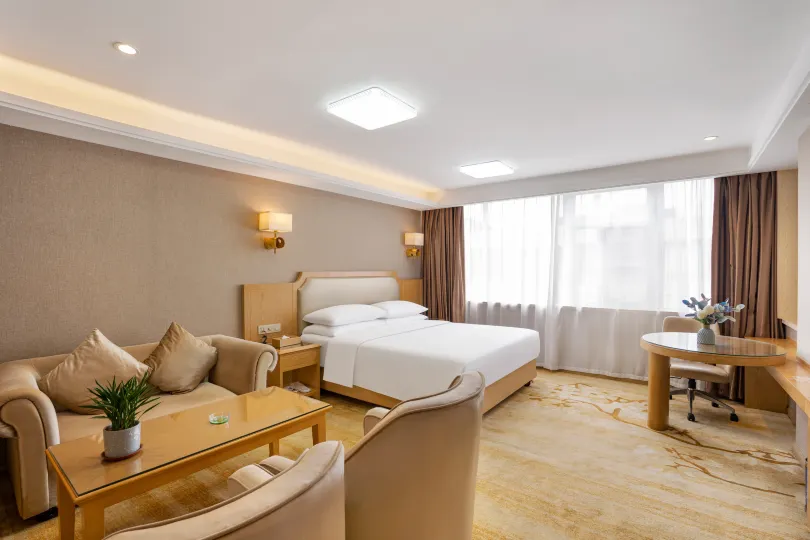 Vienna 3 Good Hotel (Guangzhou Airport Road Wanda Plaza Hotel)