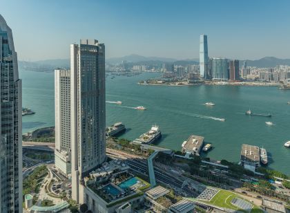 Four Seasons Hotel Hong Kong