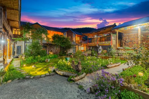 Lugu Lake Scenic Area Mosuo Cottage Hotel a Yanyuan