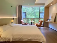 Hushan Bieyuan Hotel فنادق في شيو ون