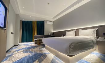 Tonghai country  seaman Hotel