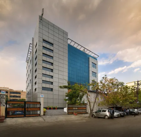 Lemon Tree Hotel, Noida