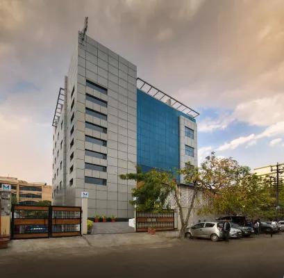 Lemon Tree Hotel, Noida