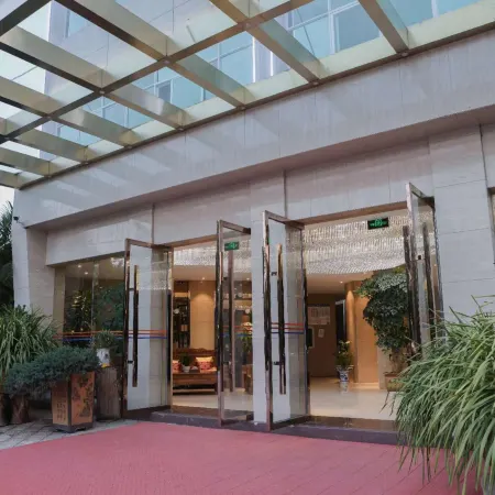 Yunxian Shengjing Hotel