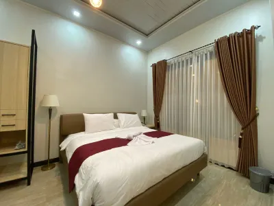 Hotel Lasnur Palace Hotel dekat Masjid Agung Kabupaten Tegal
