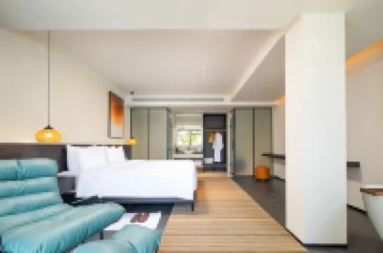 โรงแรมอีสโอเชียน