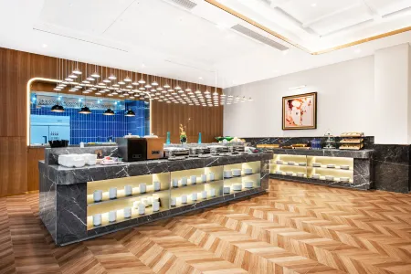 Lanou International Hotel Отели в г. Дунхай