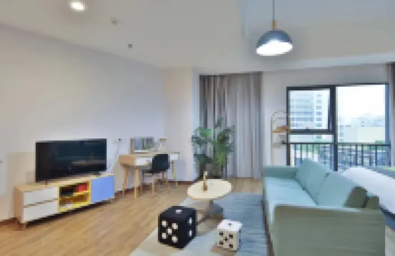 五季酒店（東莞東城地鐵站萬達廣場店）