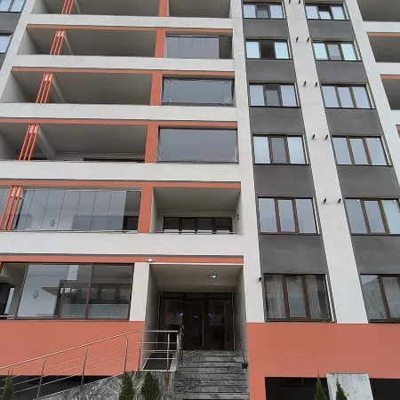 Anna Holiday Apartments Отели рядом с достопримечательностью «Аквапарк Paradisul Acvatic»
