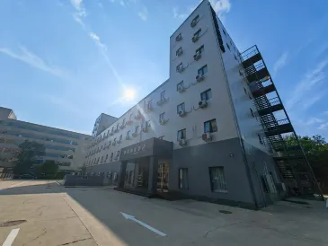 Homeinn Selected Hotel (Beijing Shangdi Qinghe Subway Station)