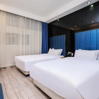 Qingmu Select Hotel (Shanghai Chenghuangmiao Laoximen Subway Station) Отели рядом с достопримечательностью «Станция метро Laoximen»