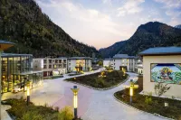 Ganhai Forest Mountain Villa Hotels in Jiuzhaigou