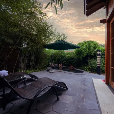 Tianshui Maiji Mountain Hot Spring Tourism Hotel