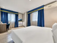 7 Days Premium (Yibin Daguan Tower Cuipingshan Park Branch) Hotels in Yibin