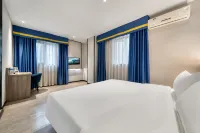 7 Days Premium (Yibin Daguan Tower Cuipingshan Park Branch) Hotels near Yibin University Area B