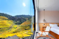 Yunhe Yisu (Longji Terrace Observation Deck) - badewanne