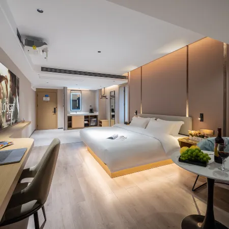 Baoshan Qinghua Seaview Hotel (Qinghua Building)