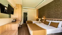 Lara Garden Hotel - Dağ Manzaralı