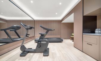 5. JI 호텔 (장..