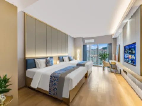 Yibo Hotel (Zhuhai Gongbei Port Fuhuali Store) Hotels in Zhuhai