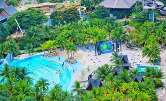 Sanya Yehai Tingfeng Resort Hotel (Amazon Jungle Water Park)