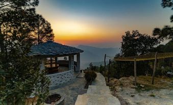 Sukoon Nature Retreat Near Bhatrojkhan Ranikhet